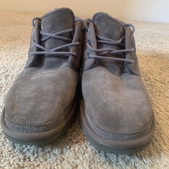 Men’s Neumel Ugg Boots ❄️ - Picture 2 of 3
